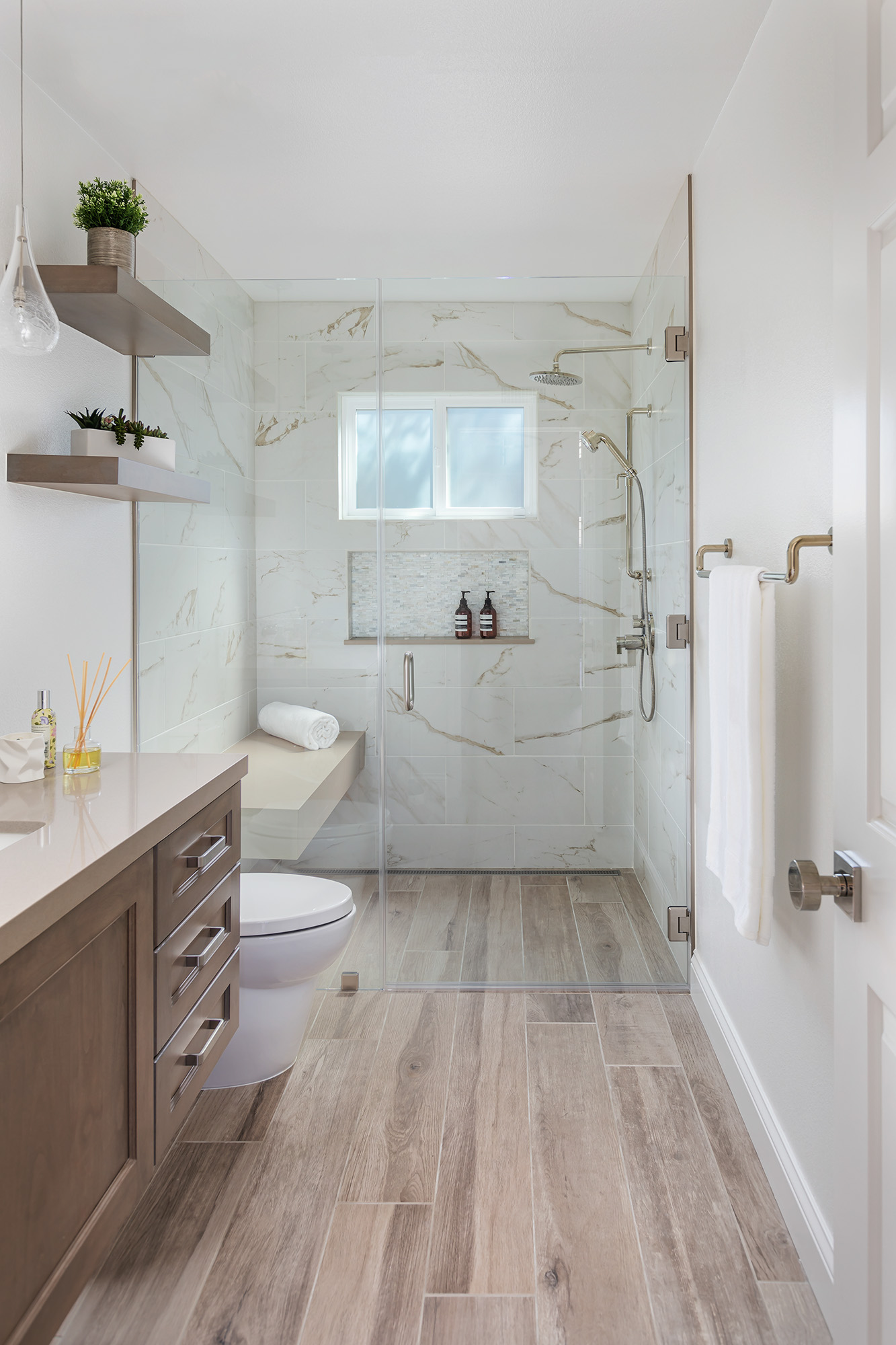 Small Bathroom Remodeling Ideas Sea Pointe