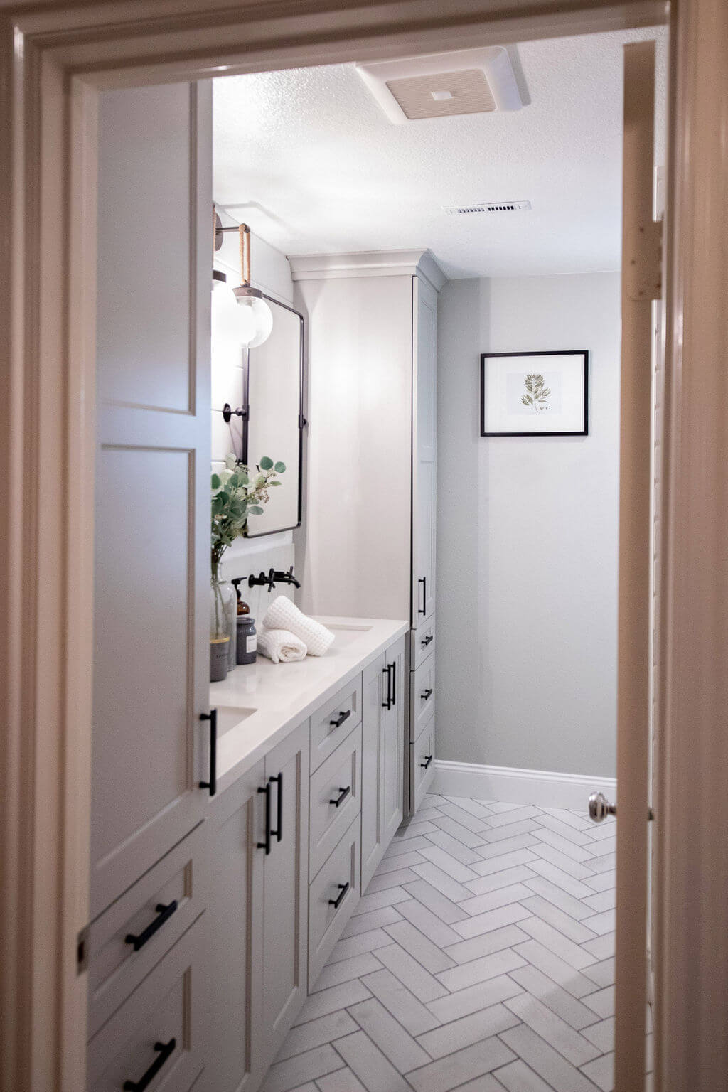 Hallway-bathroom-remodel