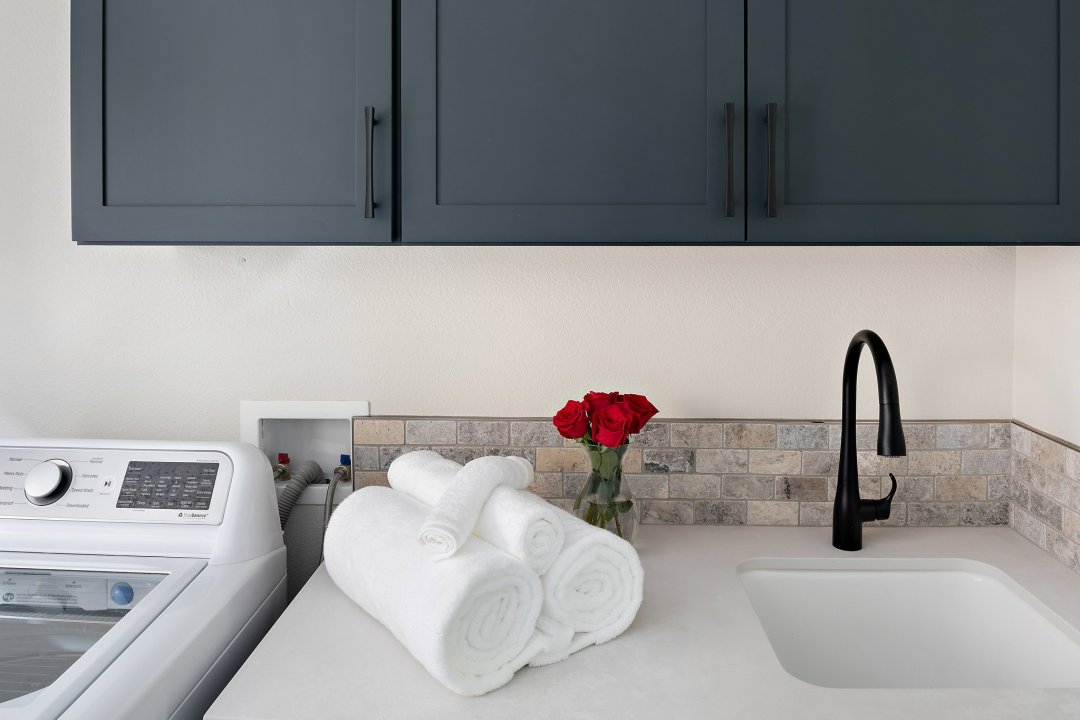 6 Best Laundry Room Design Features | Sea Pointe