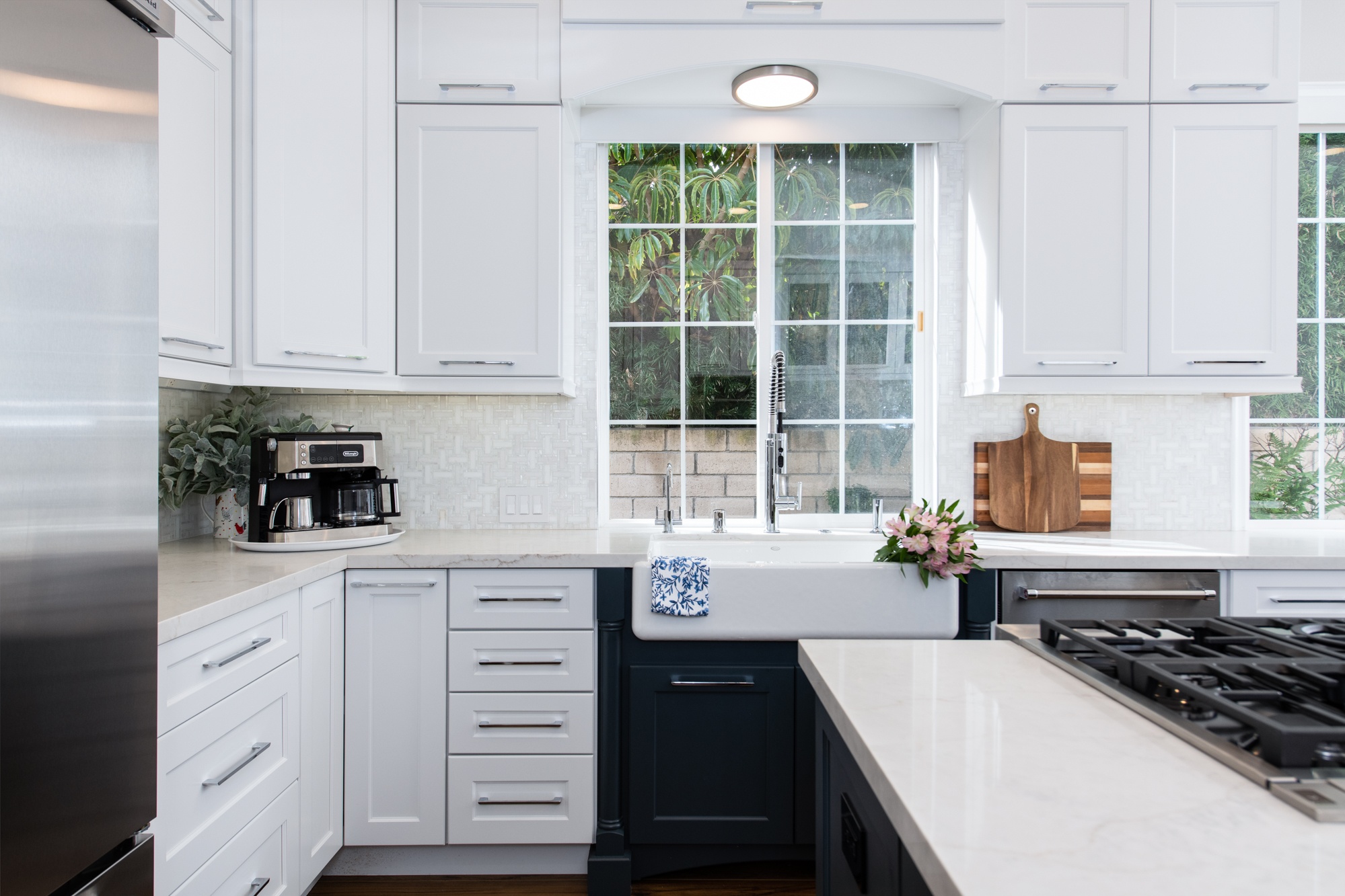 Modern-Farmhouse-kitchen-design-inspiration-in-Rancho-Santa-Margarita-Home-remodel