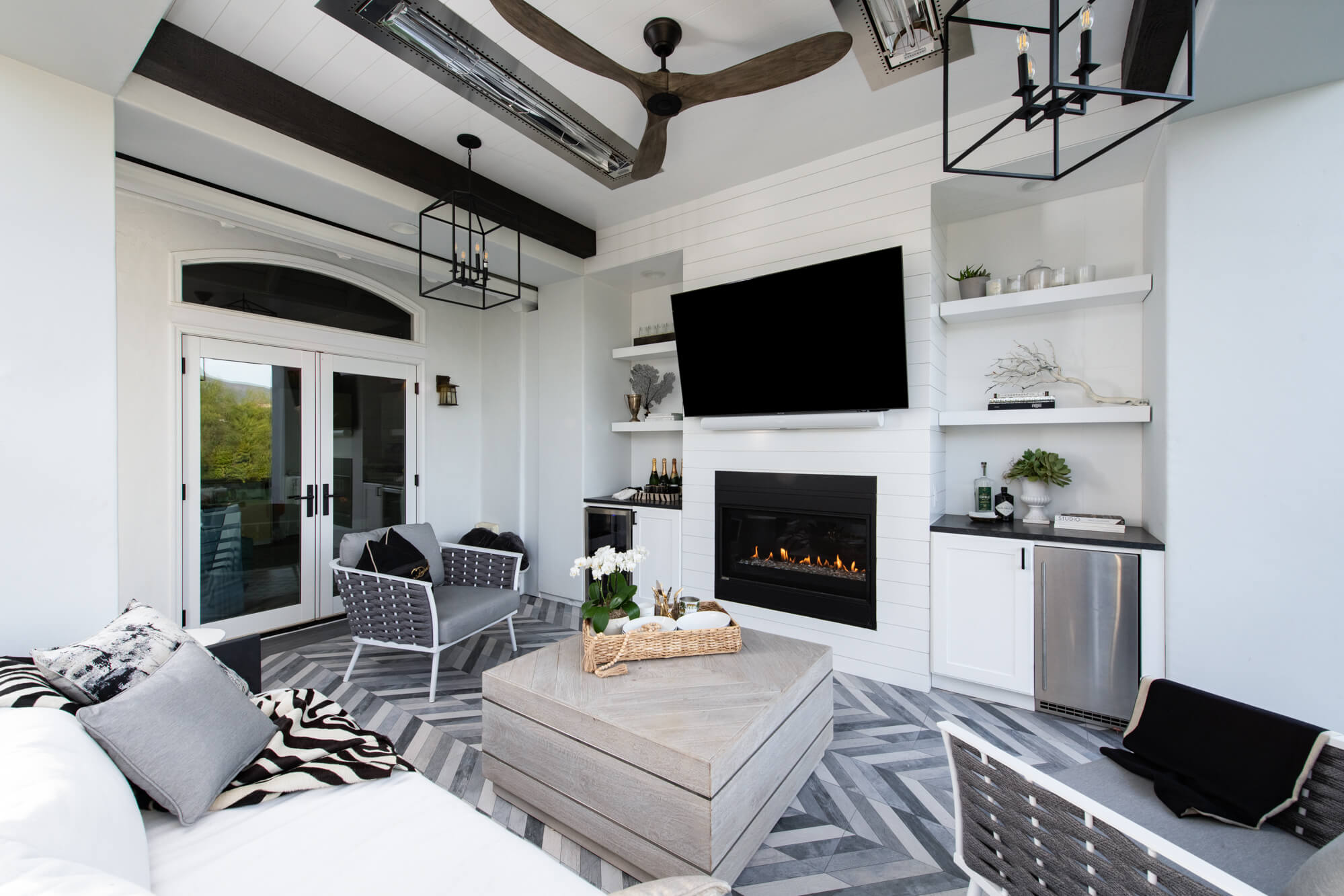 Heaters-fan-in-outdoor-living-Coto-de-Caza-remodel