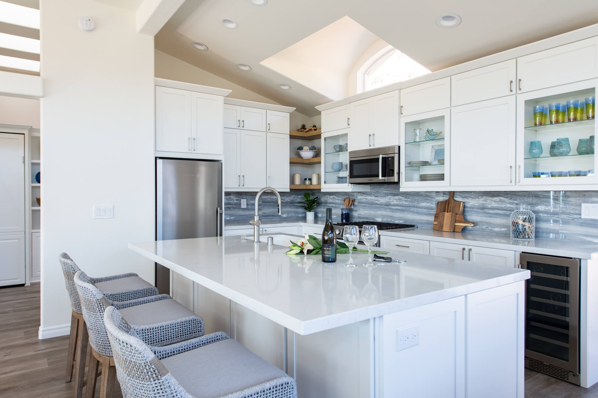 white-quartz-countertop-on-kitchen-island-in-Laguna-Beach-renovation