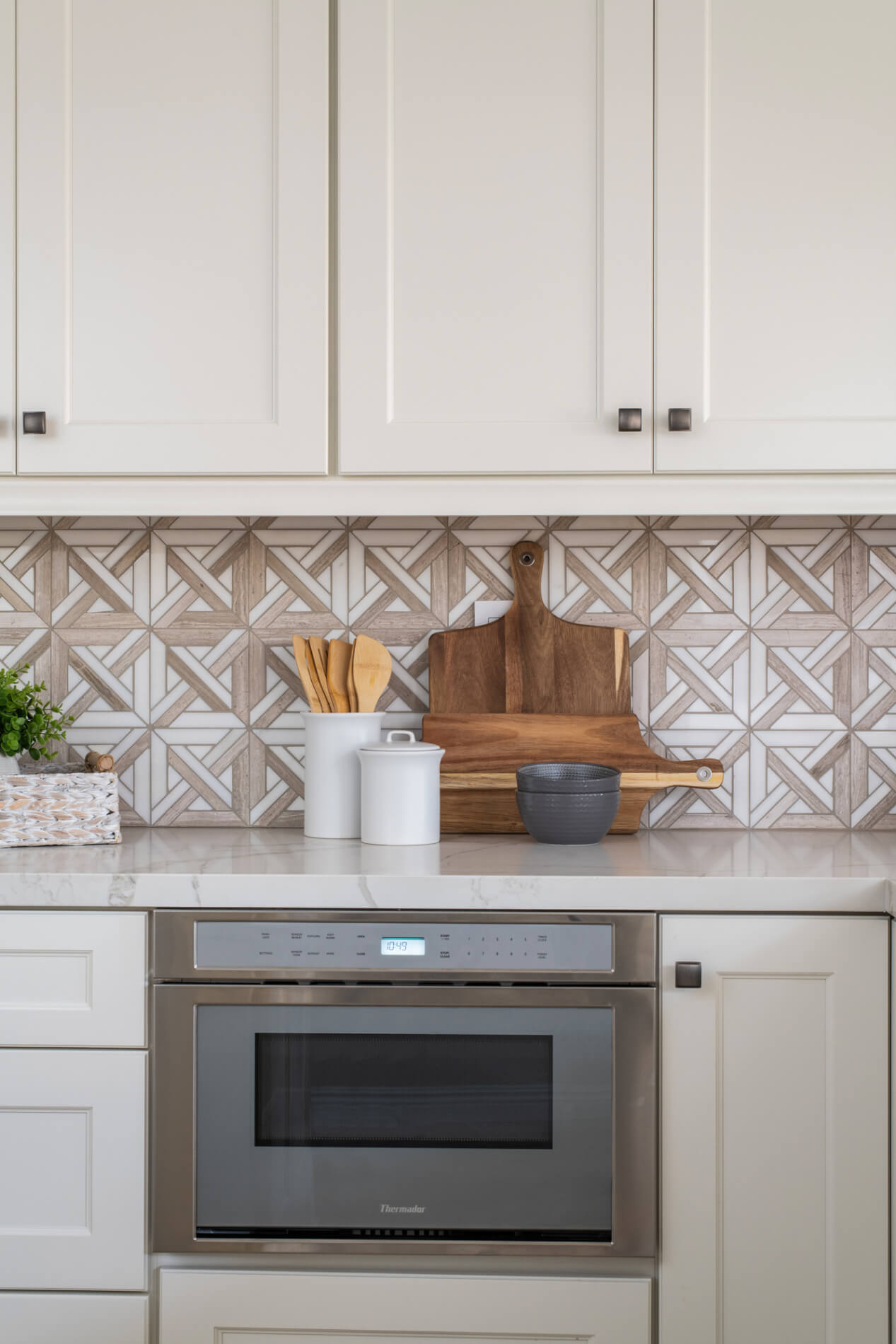 Quartz-countertop-in-Lake-Forest-Bathroom-Renovation