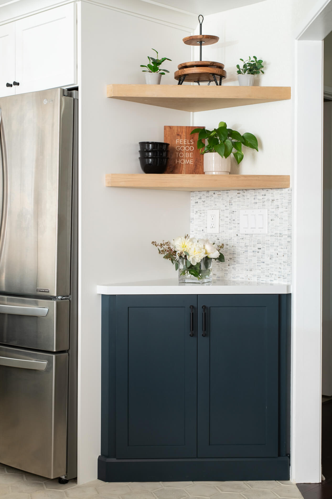 Quartz-countertop-in-Lake-Forest-Bathroom-Renovation