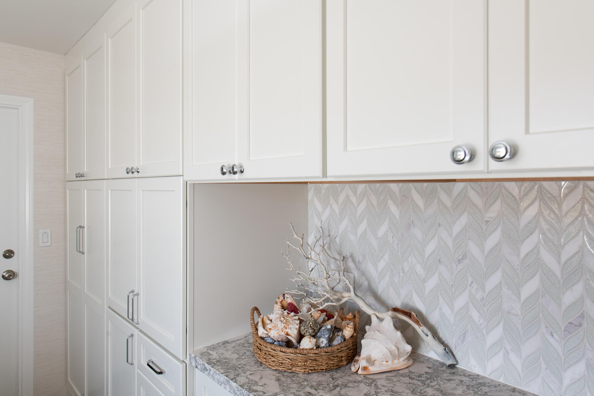 Quartz-countertop-in-Lake-Forest-Bathroom-Renovation