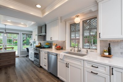 Should You Hire a Kitchen Remodeling Contractor?