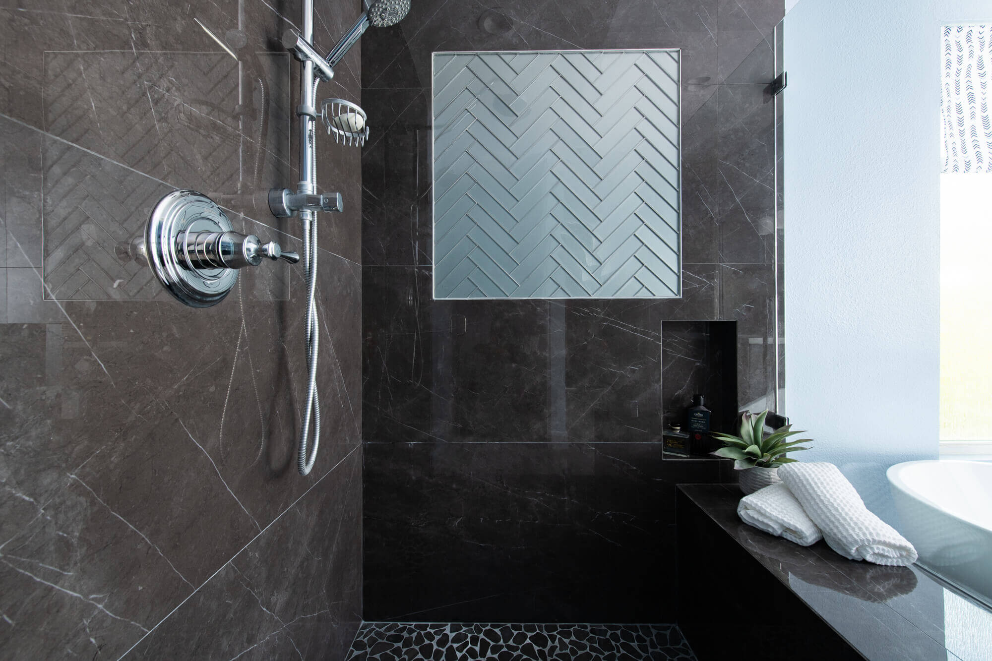 8 Bathroom Tile Ideas: Utilizing Tiles in Different Ways