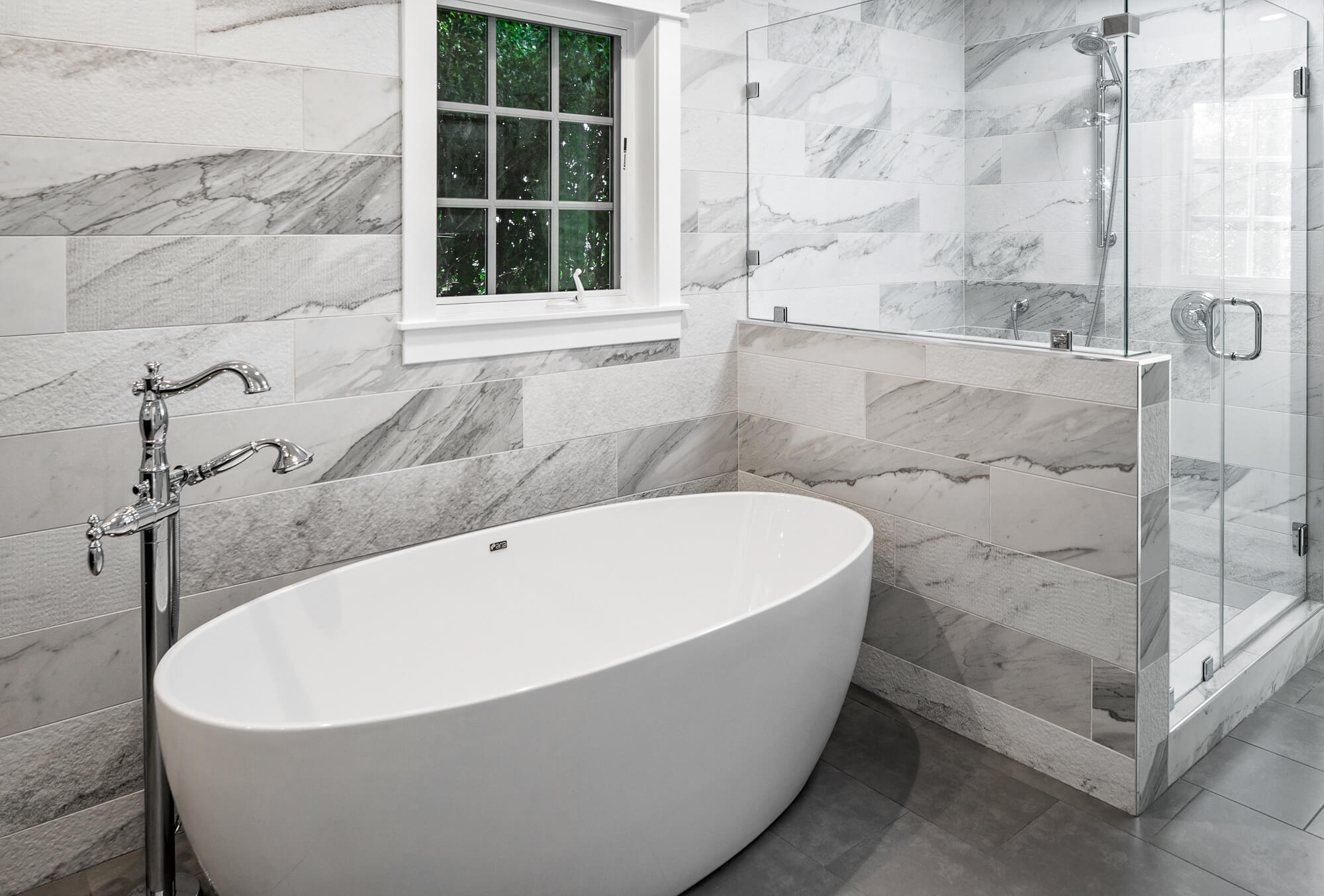 Master Bath Toilet Partition Design Ideas