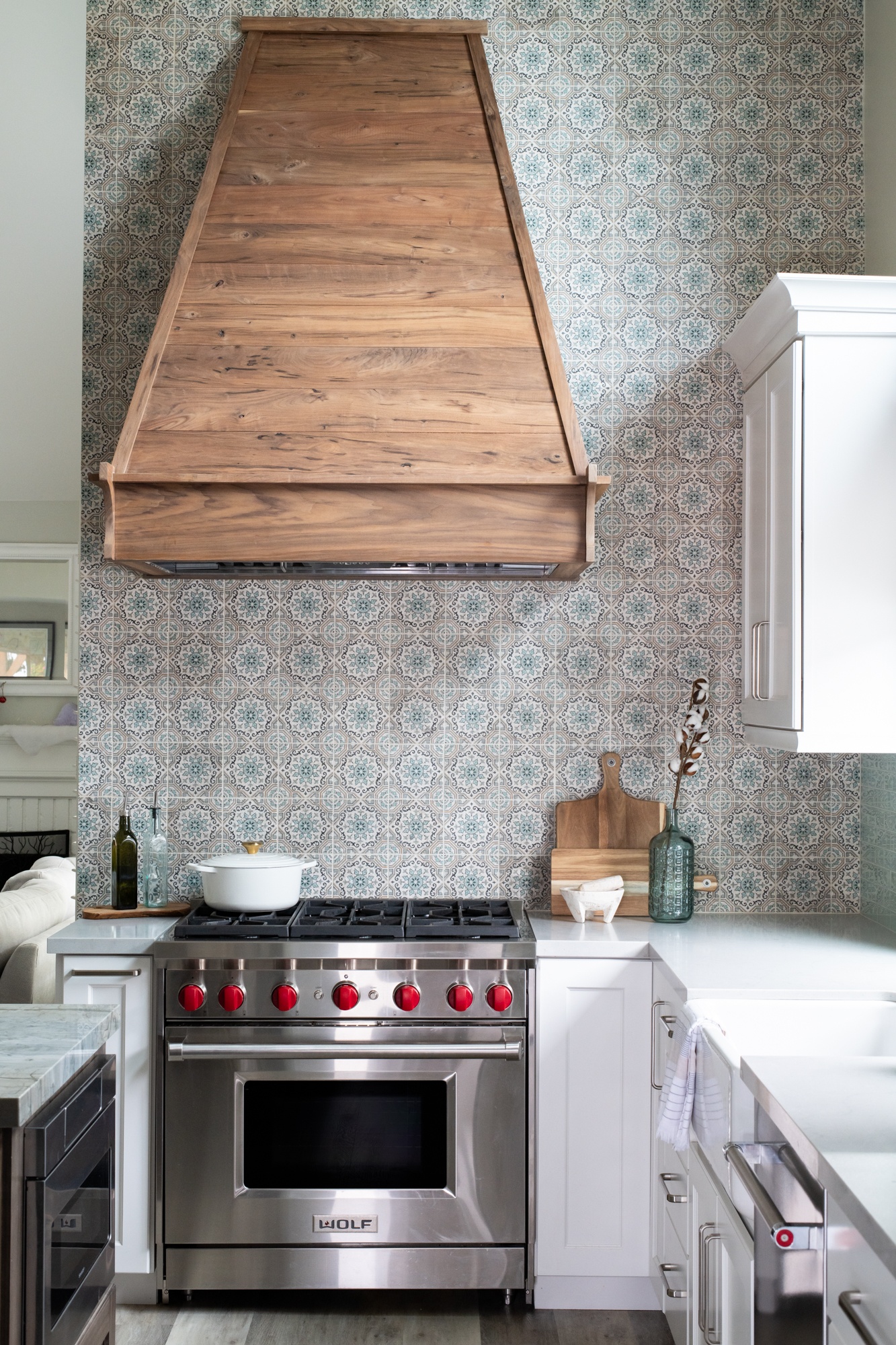 Master Bathroom Remodel With Towel Storage