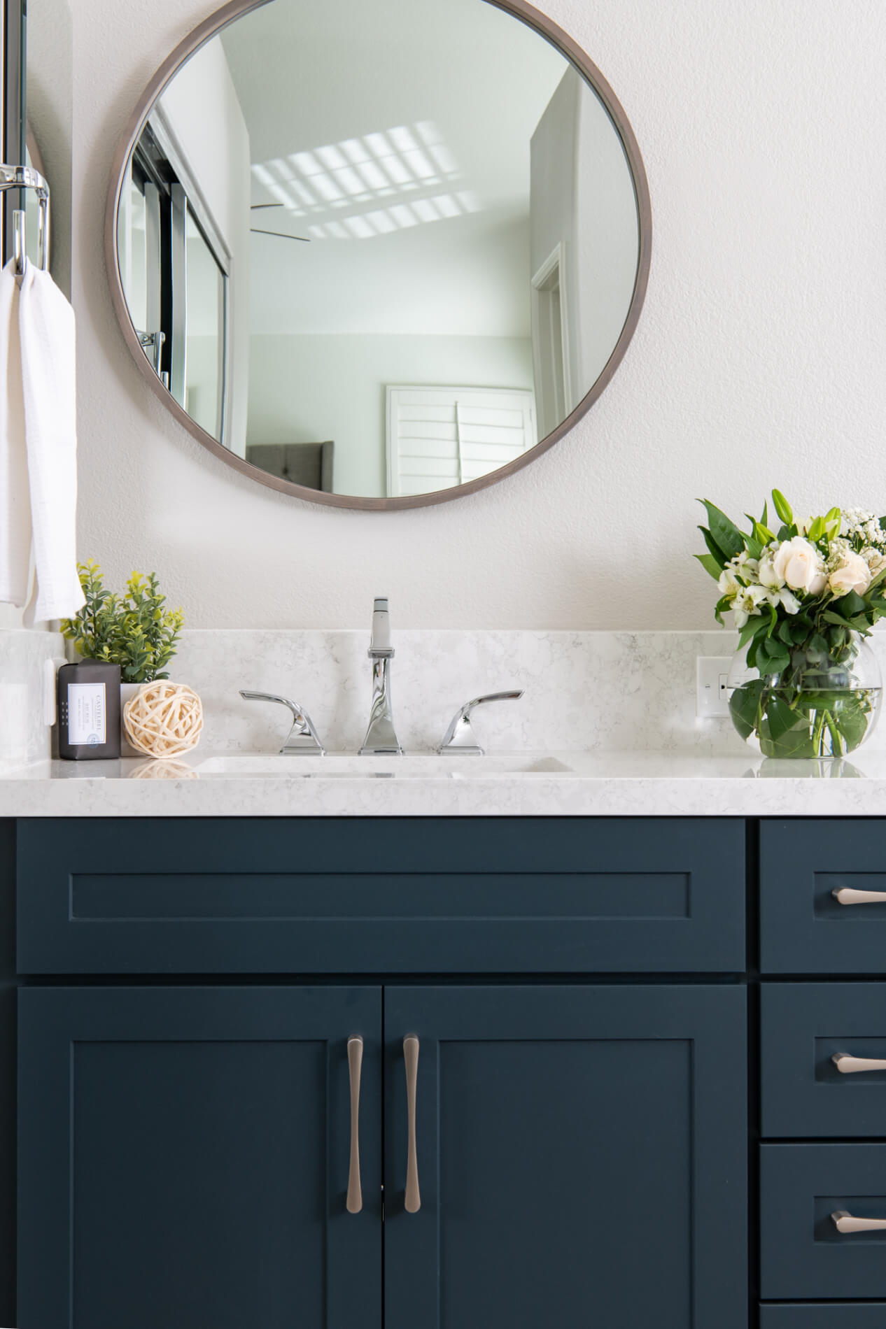 Dark-porcelain-shower-wall-tile-in-bathroom-remodel