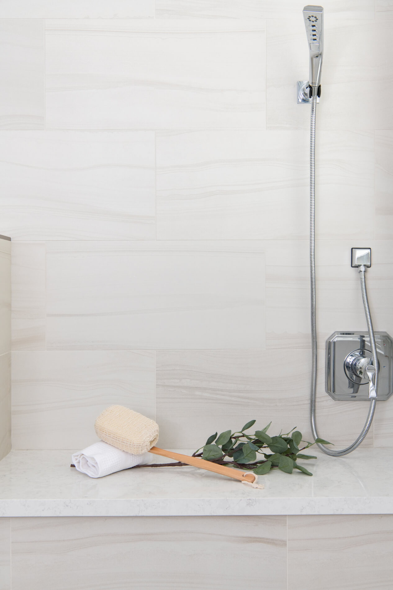 Camouflage-shampoo-niche-in-bathroom-remodel