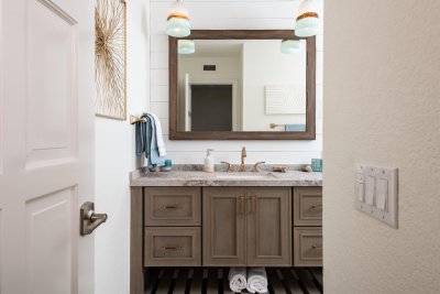 5 Coastal Bathroom Remodeling Ideas