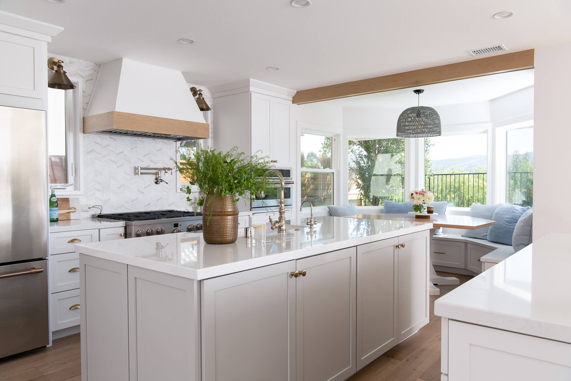 White Quartz Countertop