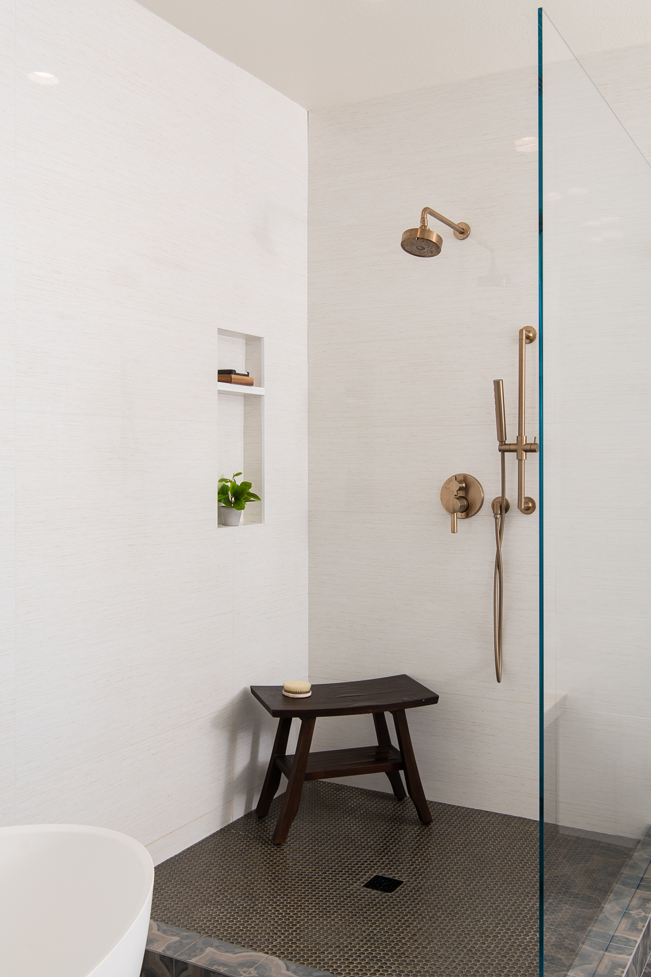 Irvine-Remodel-Master-Bathroom-Flooring-Porcelain-Penny-Round-Tile-Pattern