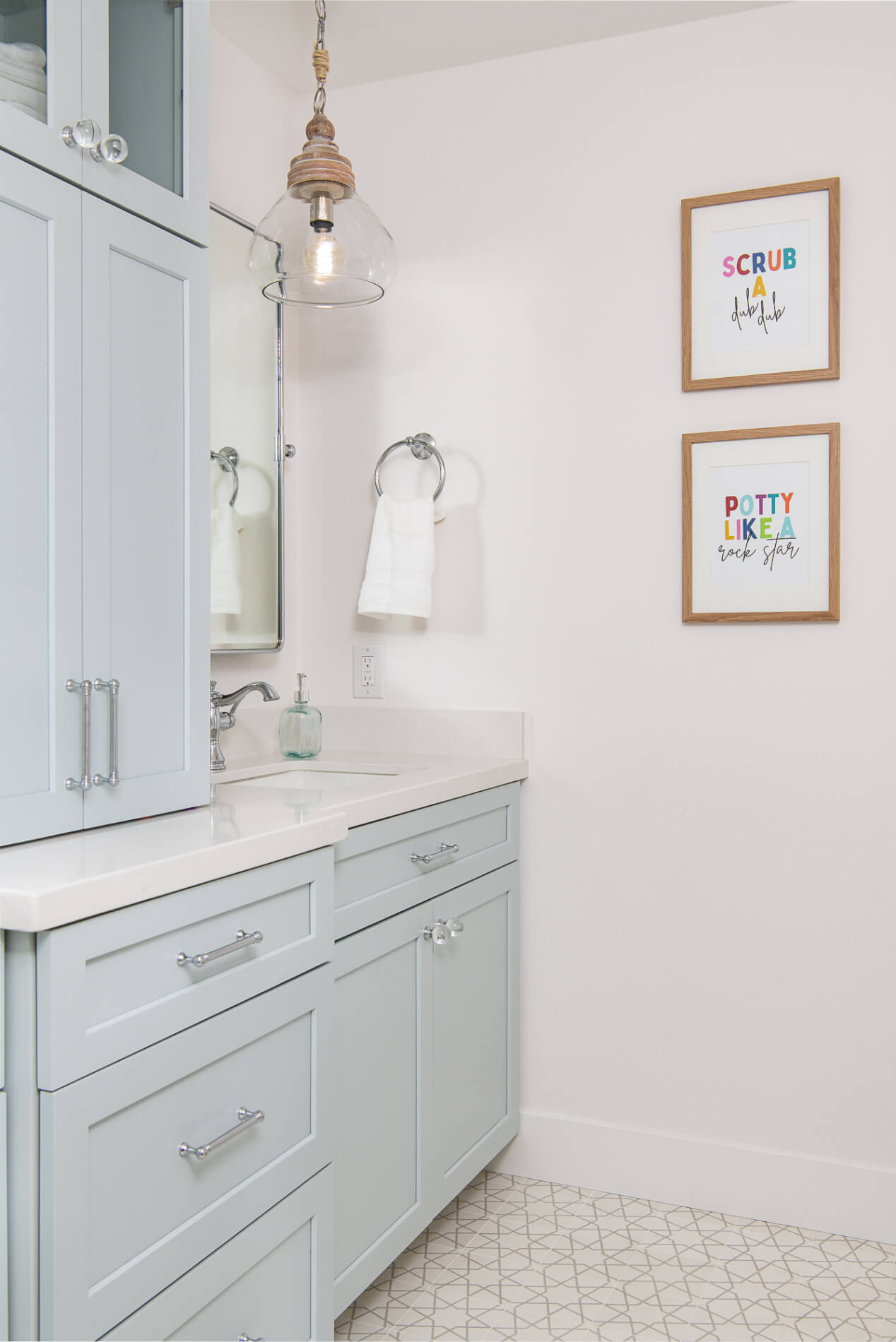 Kids bathroom design in Irvine remodel