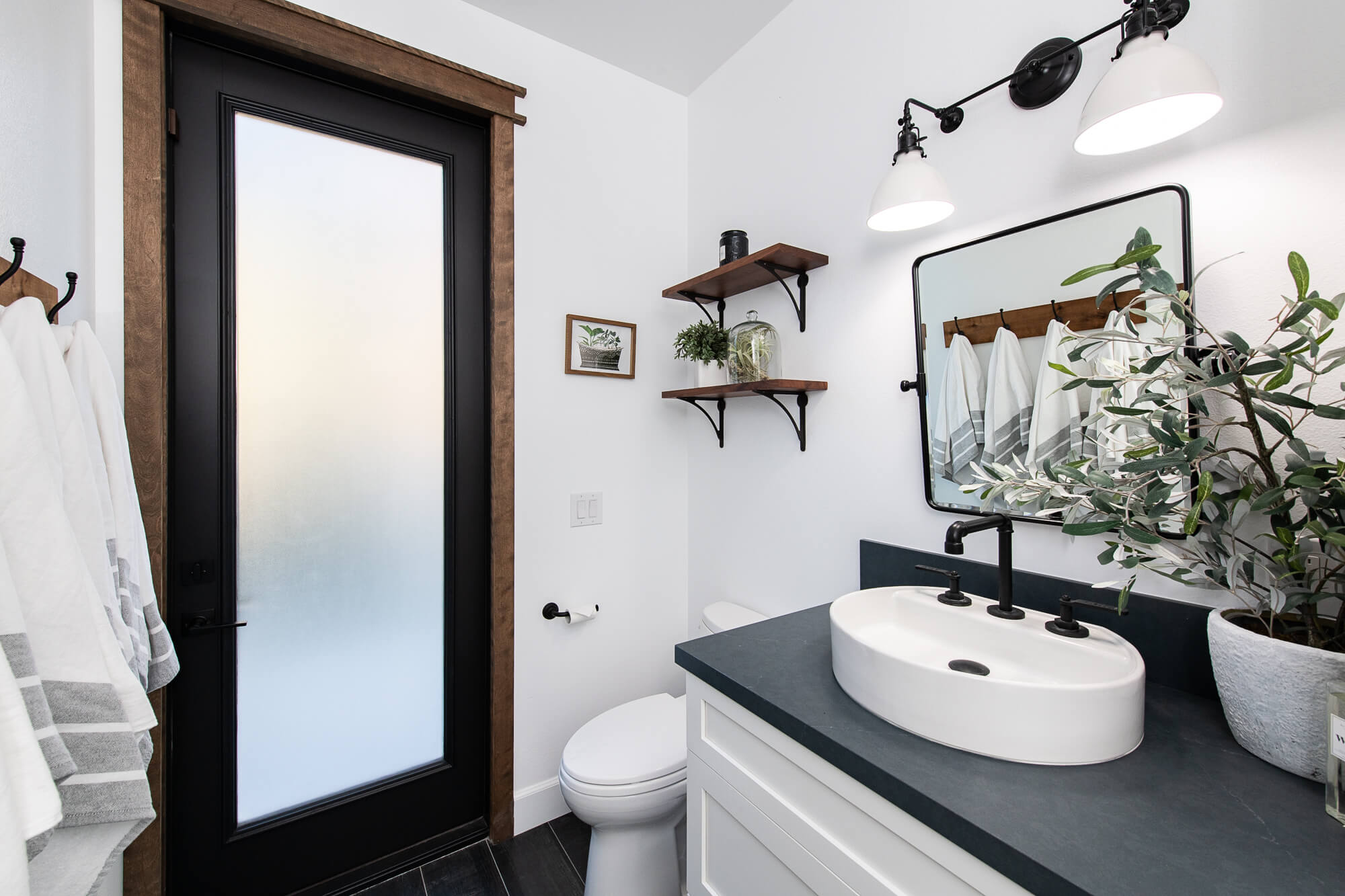 baseboards-towel-bars-tissue-holder