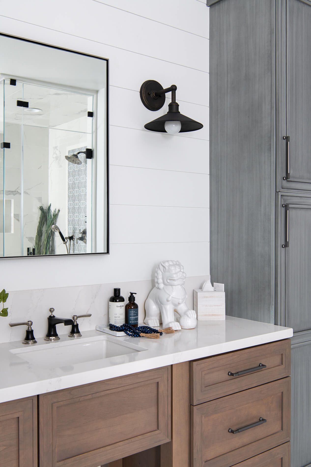 omega-cabinets-quartz-countertops-remodel-newport-coast