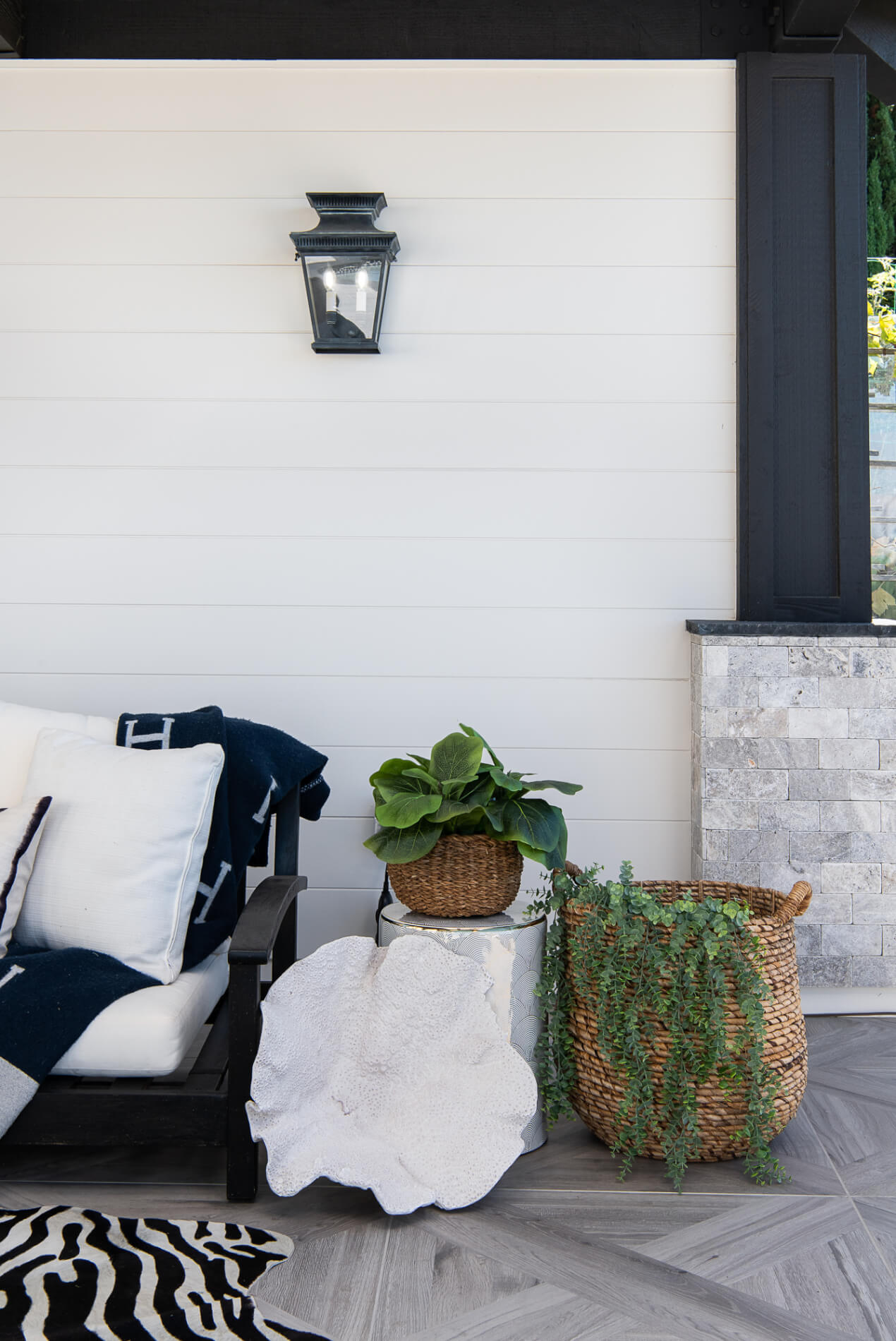 porcelain-plank-flooring-shiplap-walls-california-room