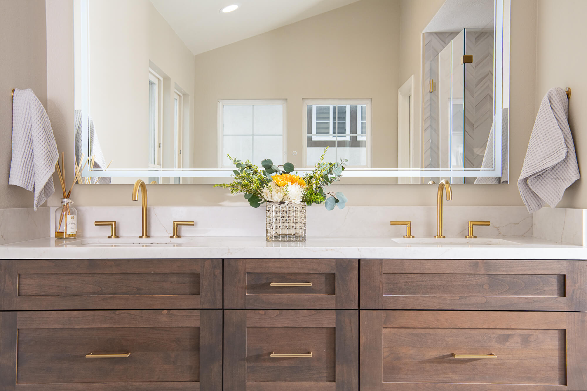 omega-full-access-cabinets-with-miso-finish