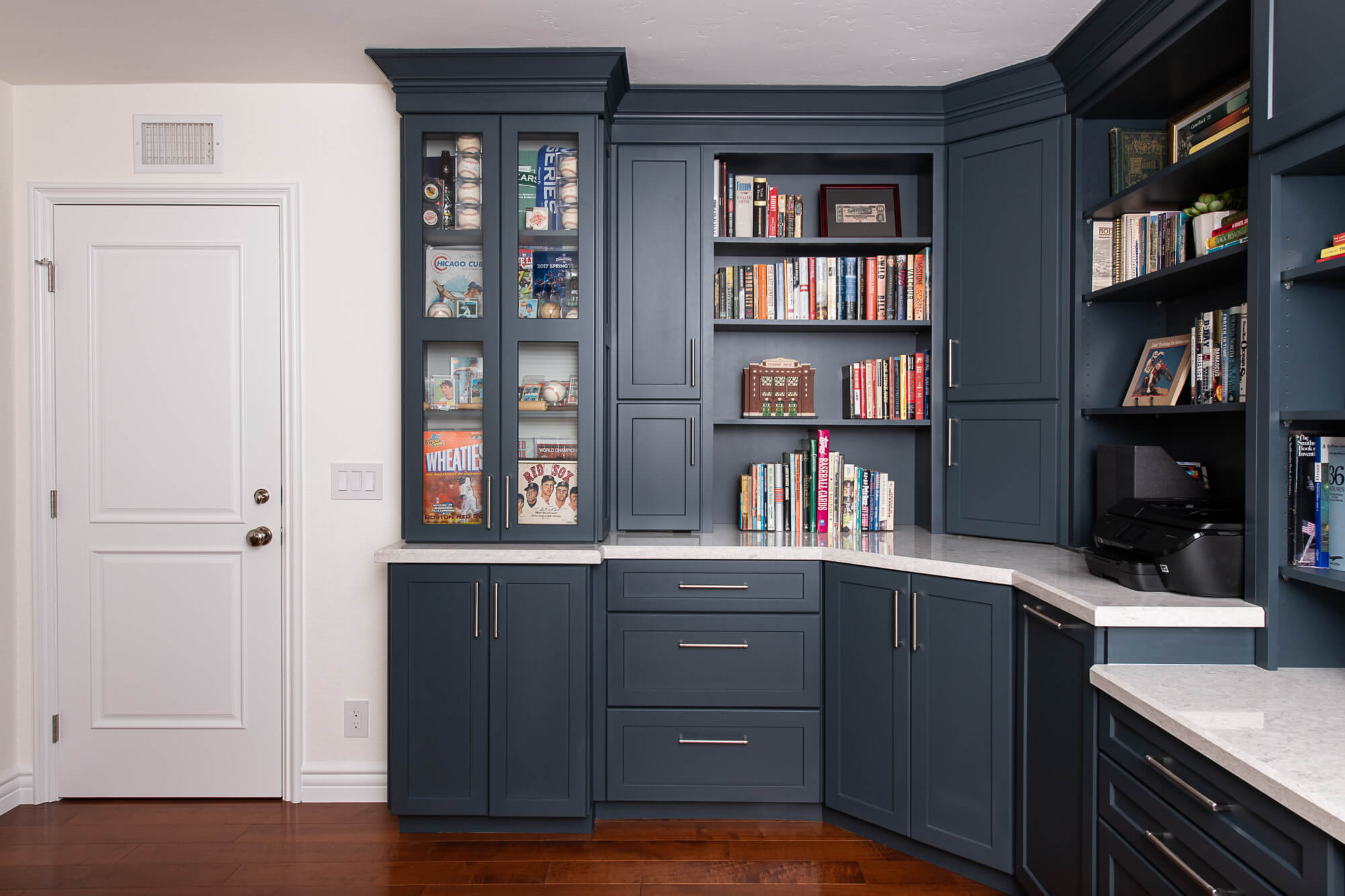 polished-quartz-countertops-in-highgate-color