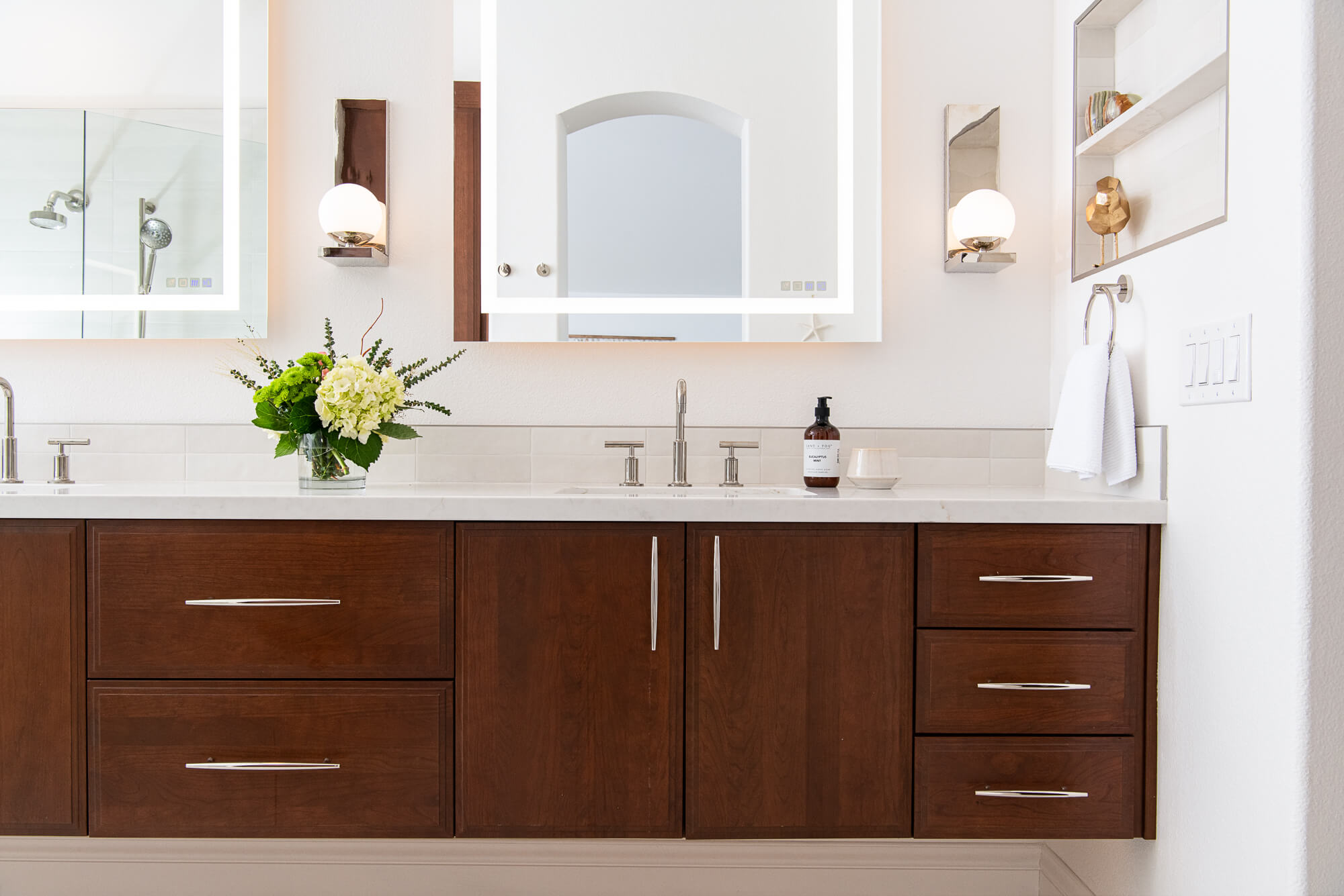 tile-backsplash-glazed-ceramic-jolly-kumo-gray-tiles