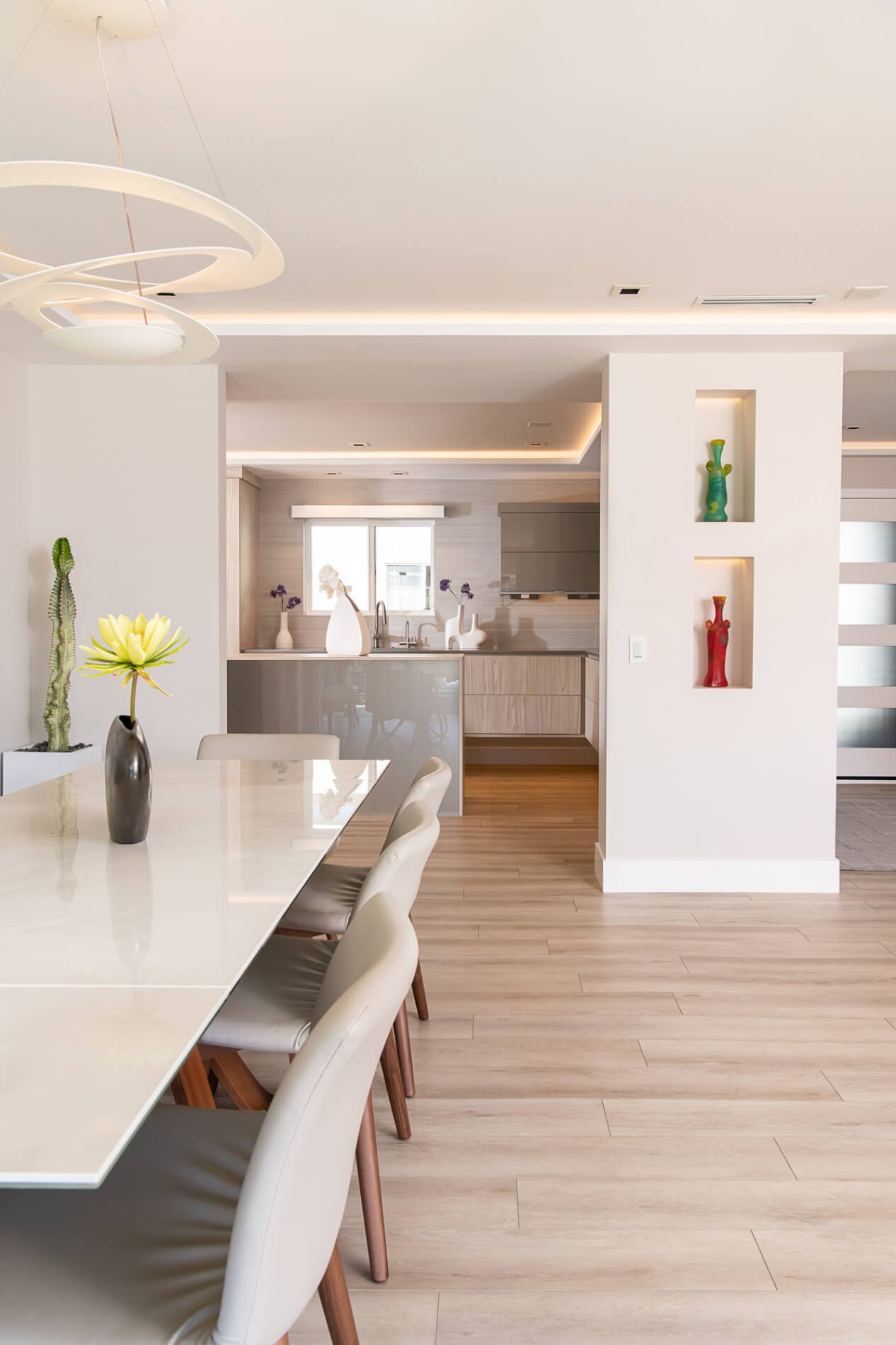 great-room-dining-area