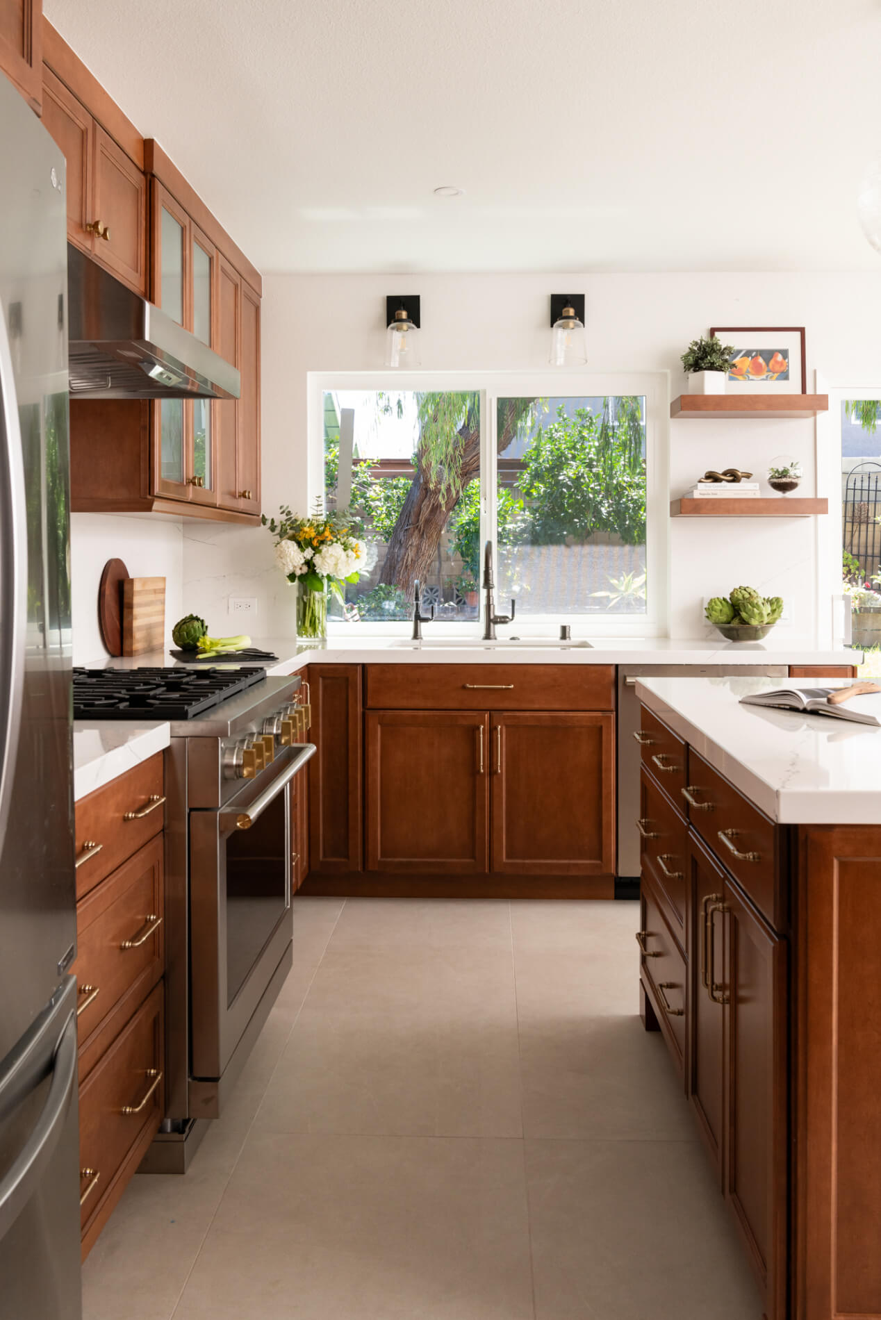 Emser-porcelain-tile-flooring-in-ivory-matte