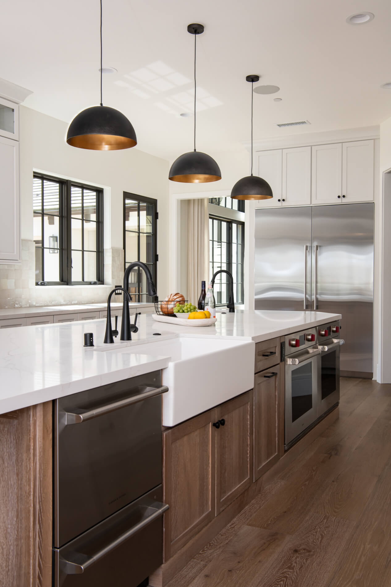 Bocchi-Contempo-Fireclay-Farmhouse-Apron-Sink-Matte-White