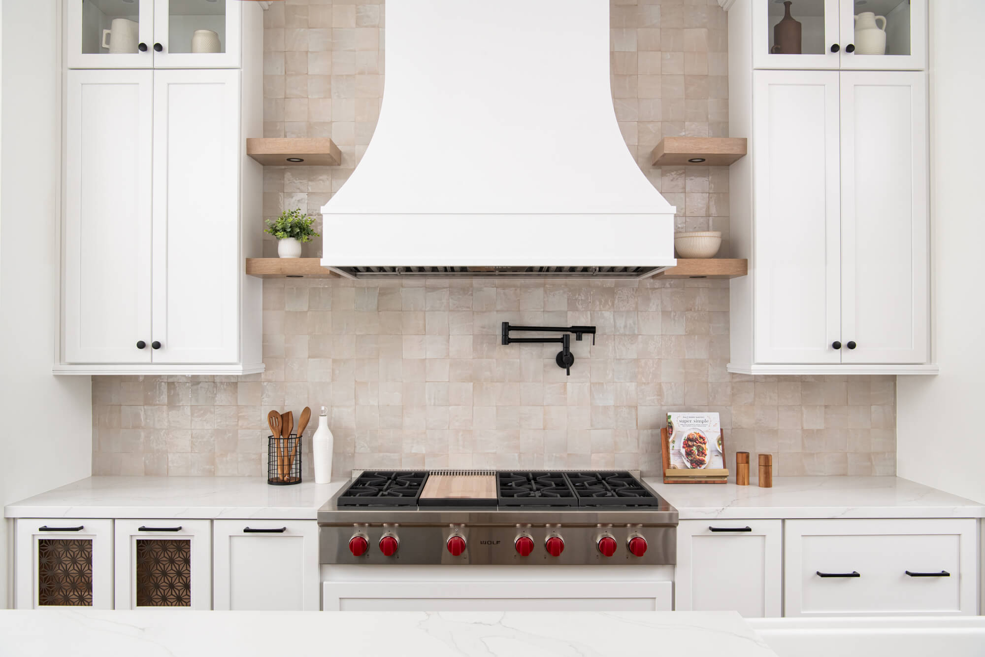 Riad-zellige-mosaic-tiles-2x2-handcrafted-clay-backsplash-in-glossy-white-