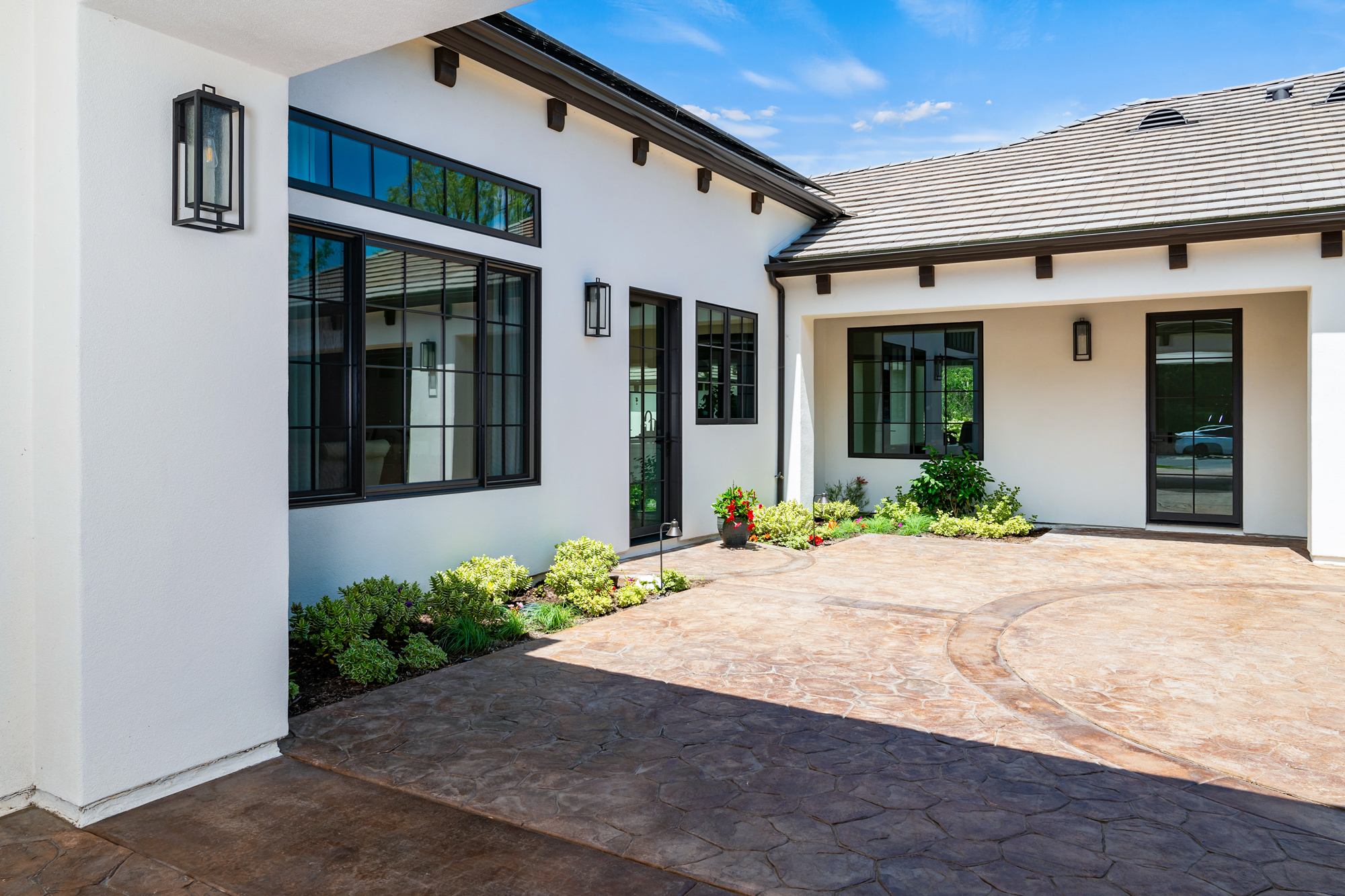 decorative-corbels-new-lighting