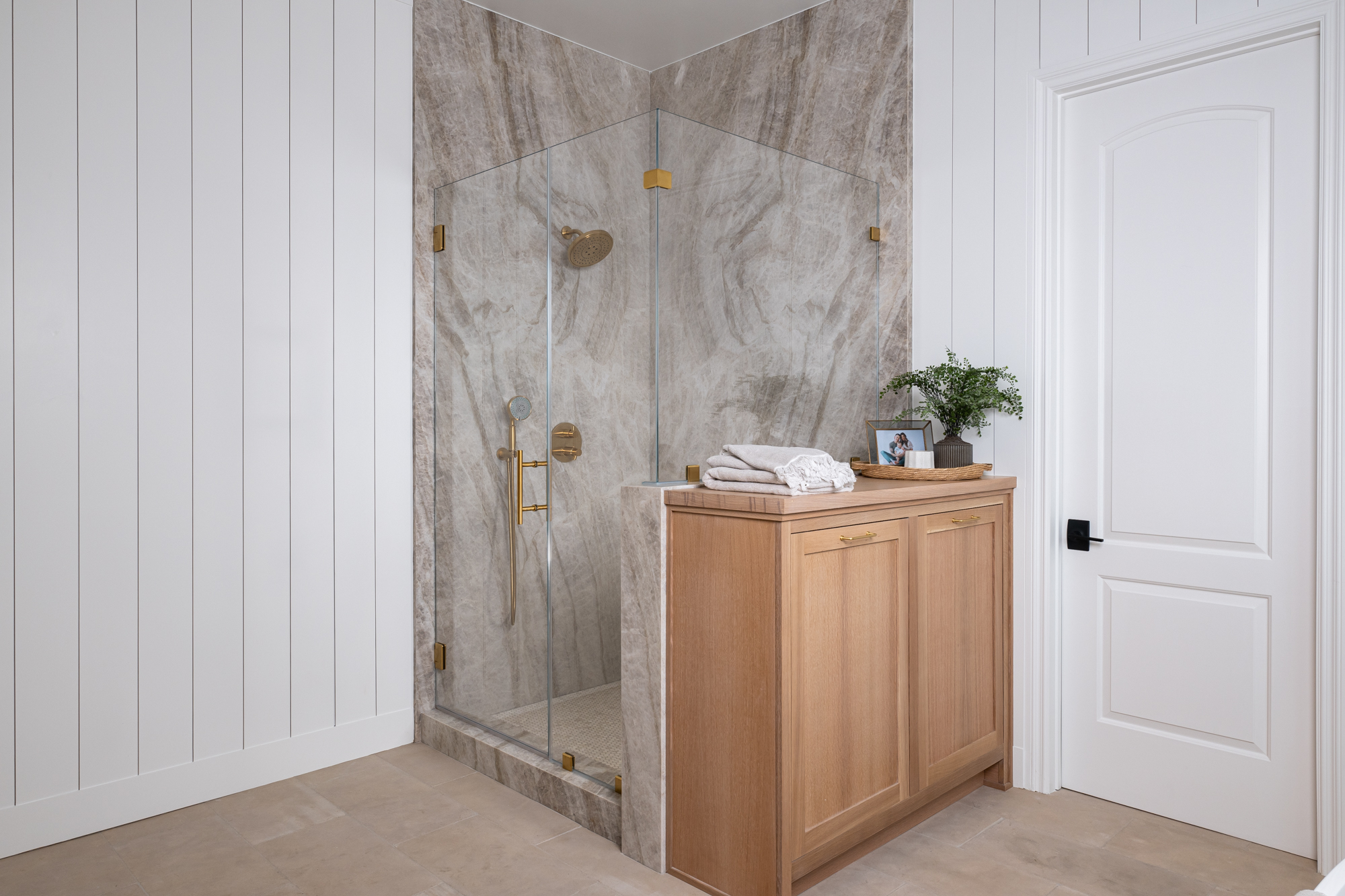 flooring-Zia-tile-in-Monument-Buff