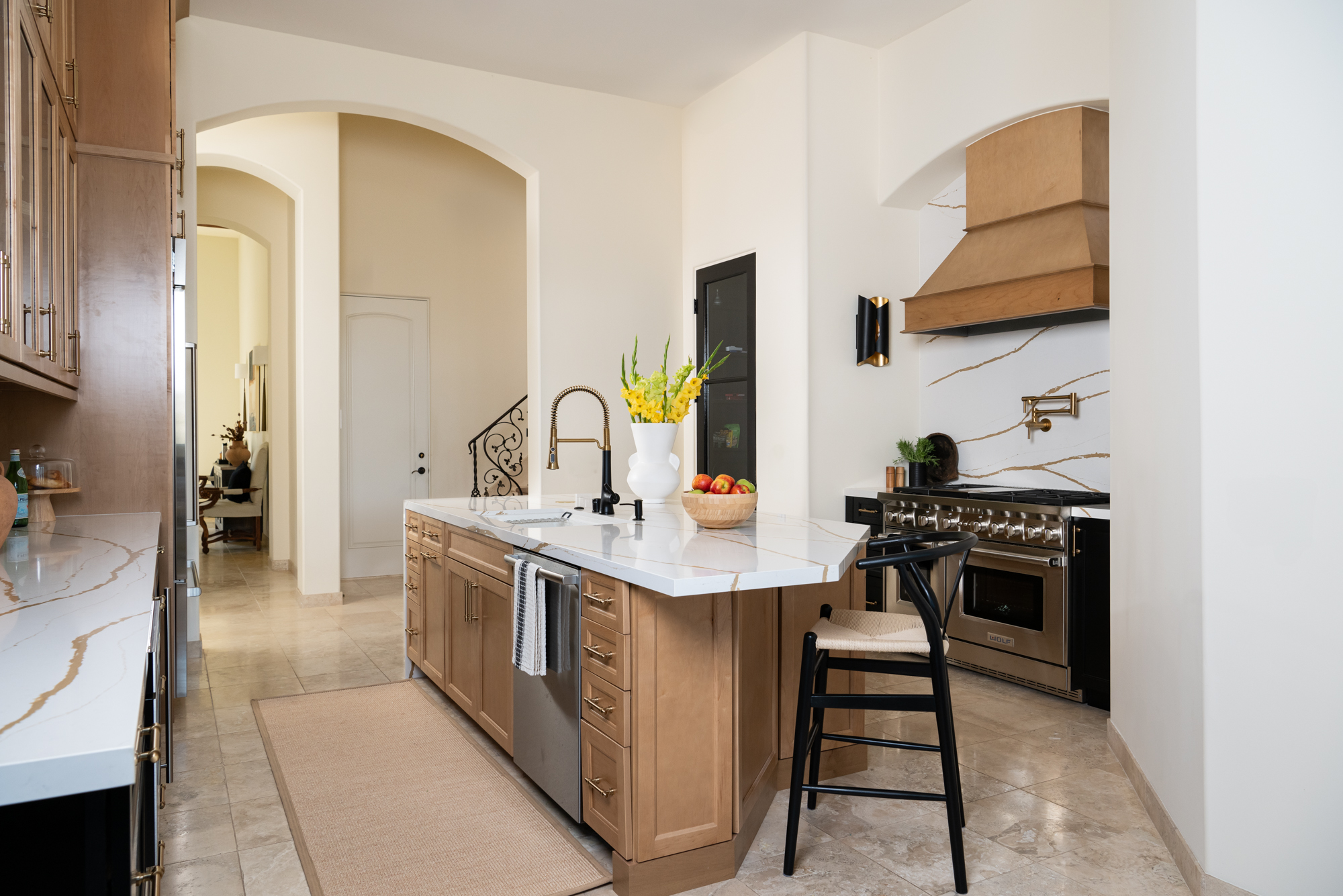 travertine-kitchen-flooring