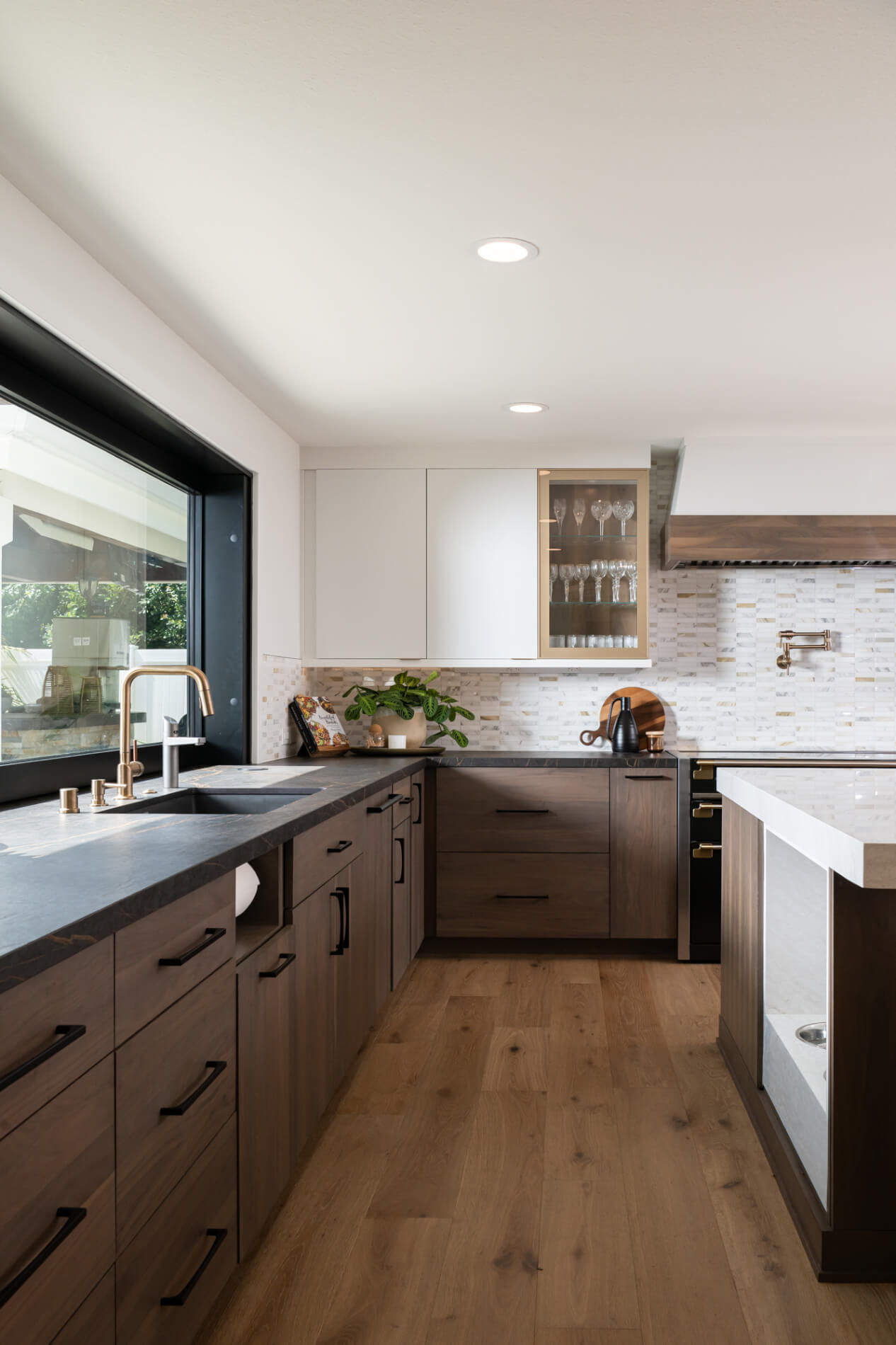 Hoodsley-custom-tapered-with-walnut-trim-hood-with-Omega-walnut-trim-with-riverbed-and-ultra-matte-finish