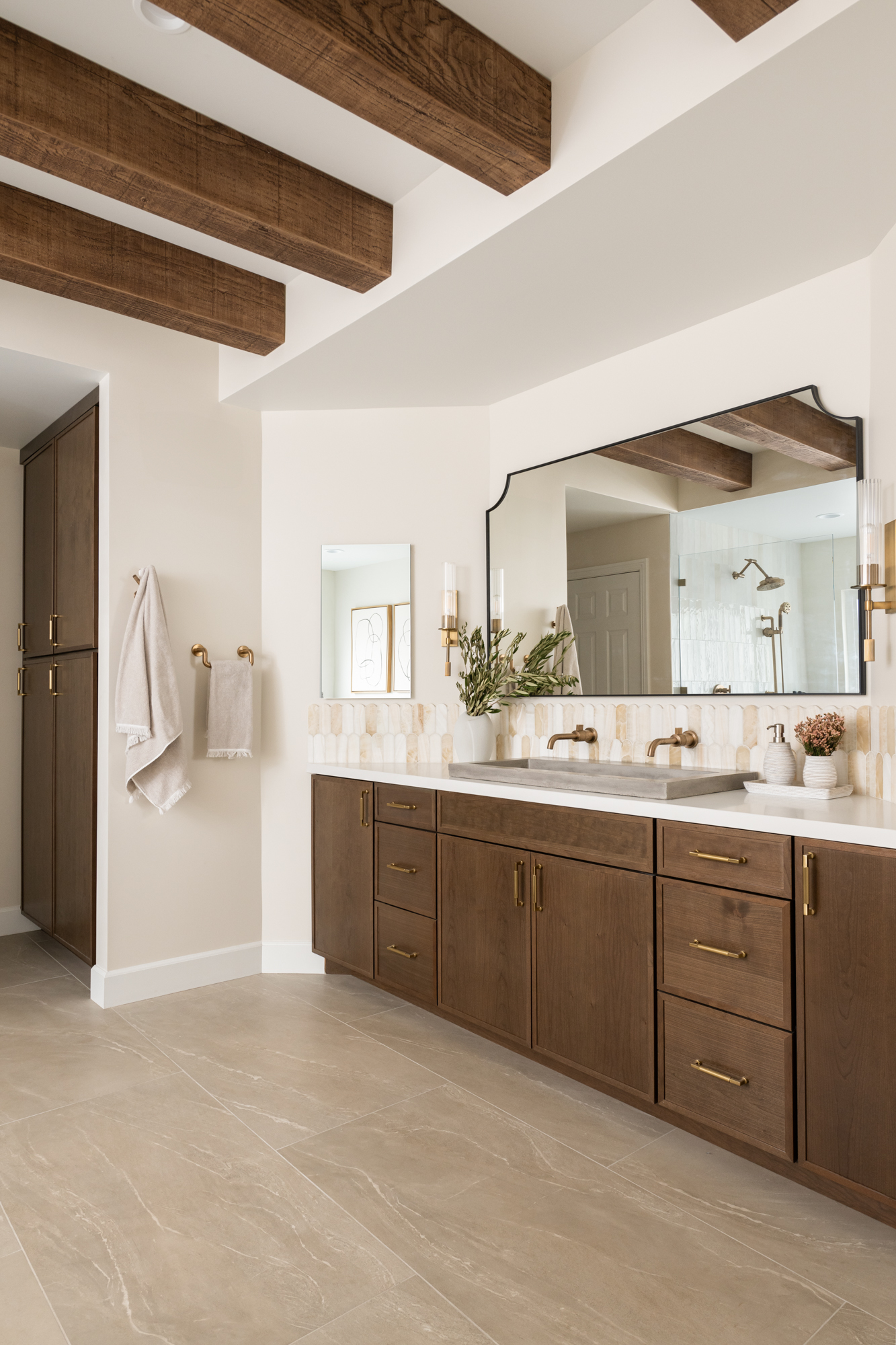 quartz-countertops-lightly-polished-Blizzard-finish