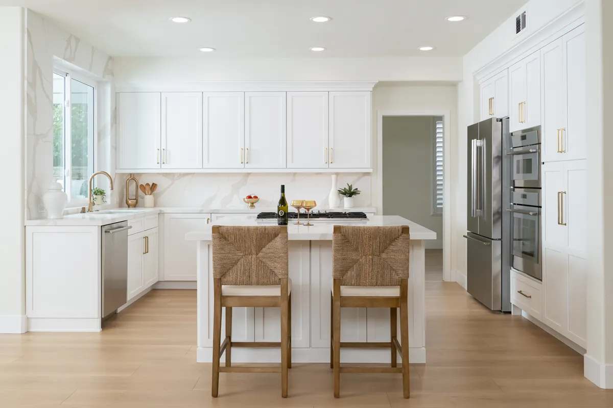 Sea-Pointe-Design-And-Remodel-Cappadocia-Kitchen-Remodel-in-Laguna-Niguel