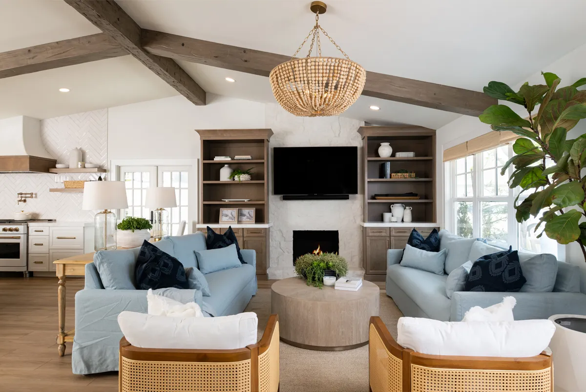 sea-pointe-design-and-remodel-Family-room-remodel