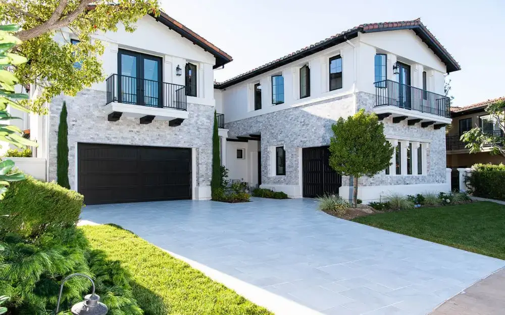 should-i-remodel-or-relocate