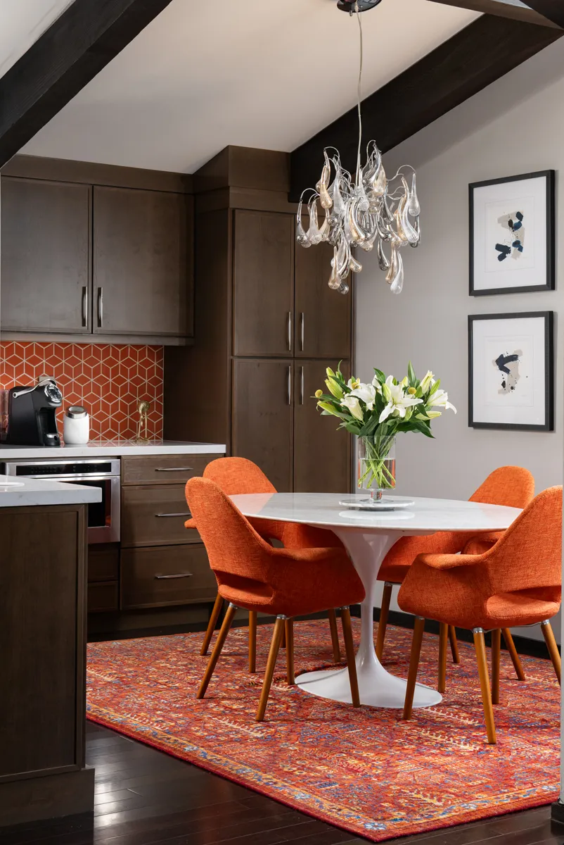 sea-pointe-design-and-remodel-separate-dining-area-integrated-into-the-new-kitchen-layout