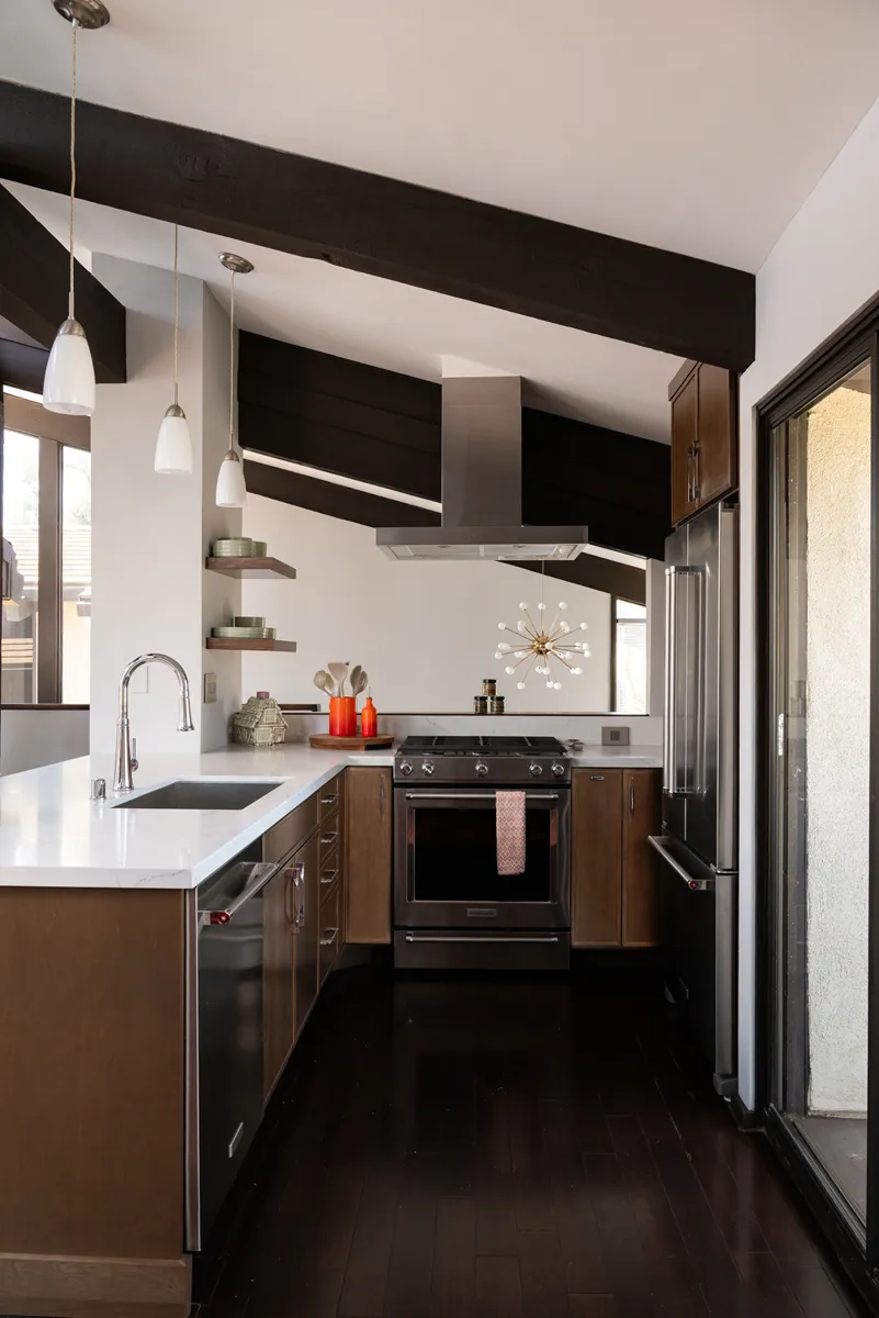 sea-pointe-design-and-remodel-slide-in-range-with-integrated-dustless-downdraft-system