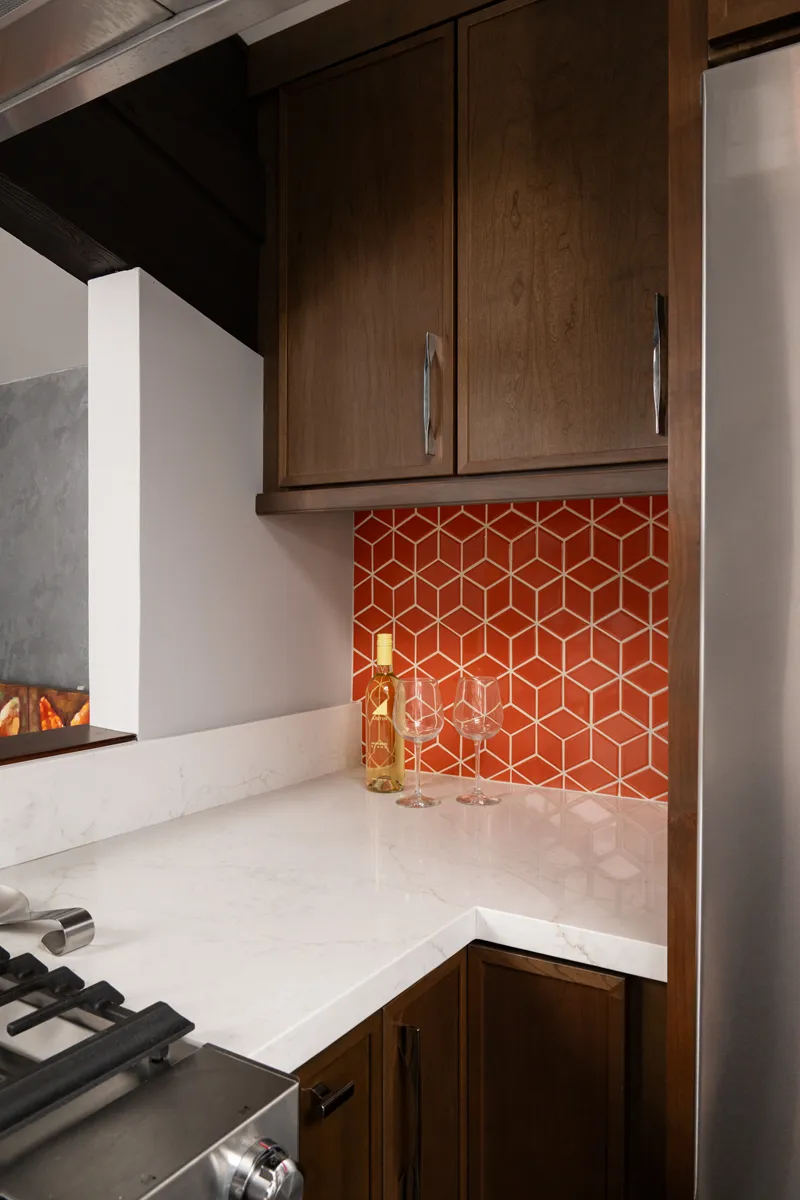 sea-pointe-design-and-remodel-retro-kitchen-remodel-with-picture-frame cabinet-style