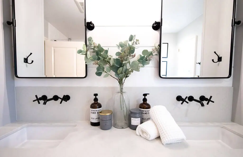 Ladera Ranch hall bath remodel