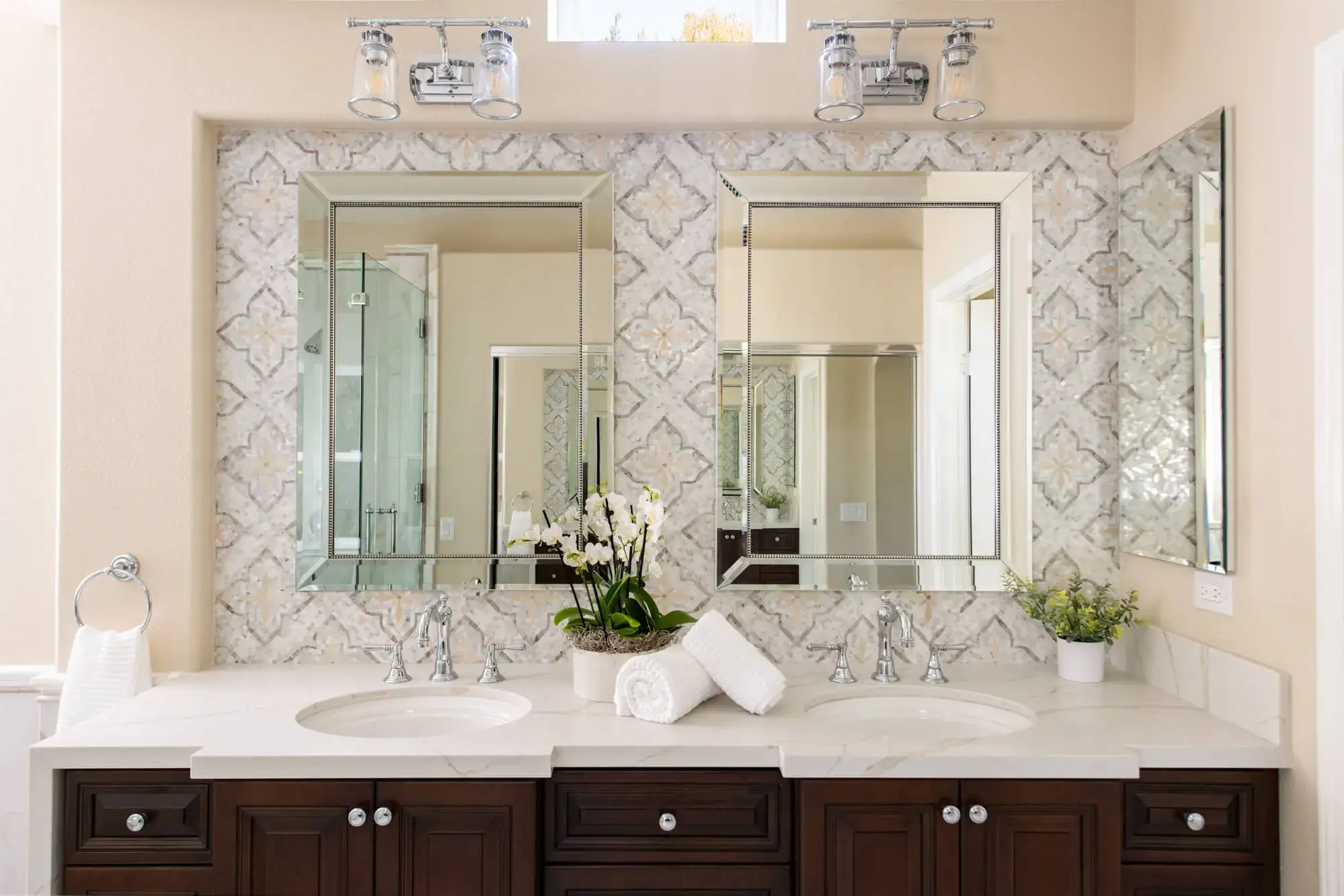 double-vanity-sink-with-statement-piece-backsplash-in-bathroom-remodel