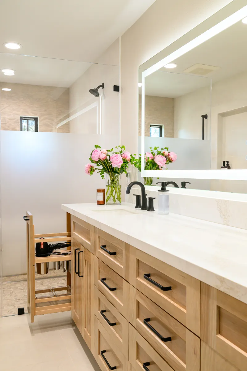 light-up-LED-vanity-mirror-and-customized-storage-options