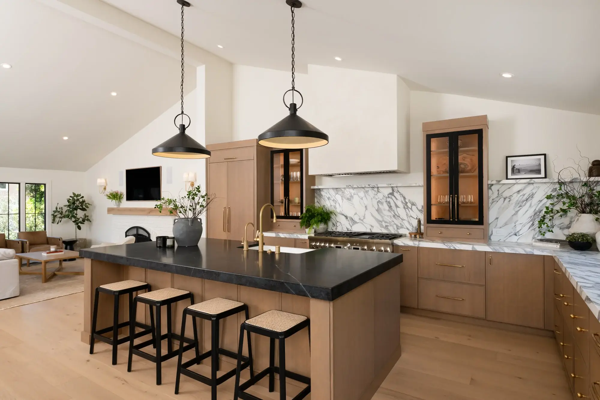 structural-changes-2-walls-were-removed-to-expand-the-kitchen-and-join-with-the-living-room