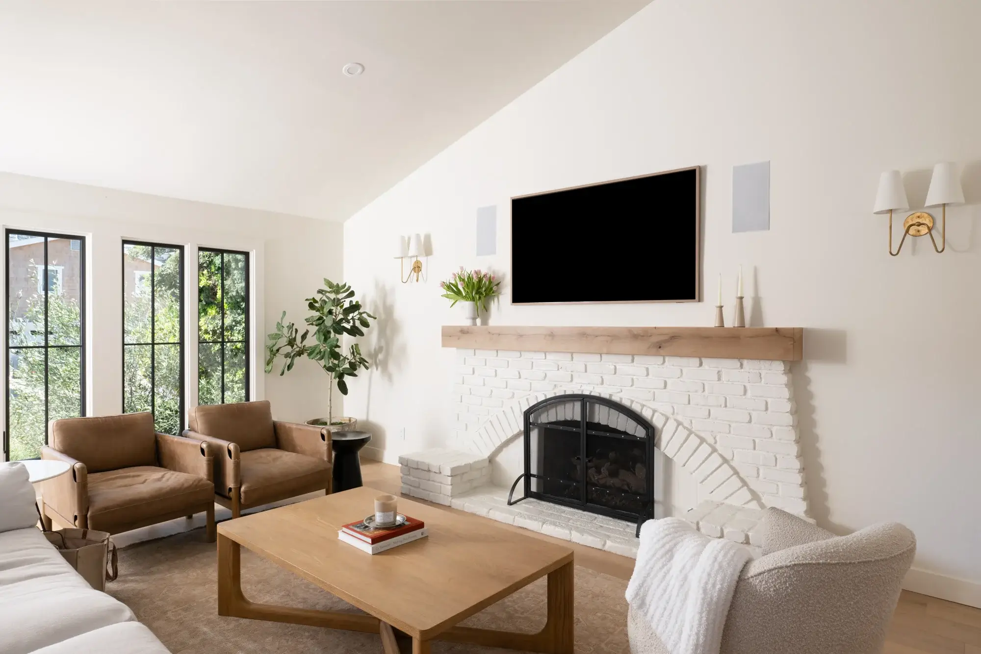 open-living-room-access-with-new-vaulted-ceilings